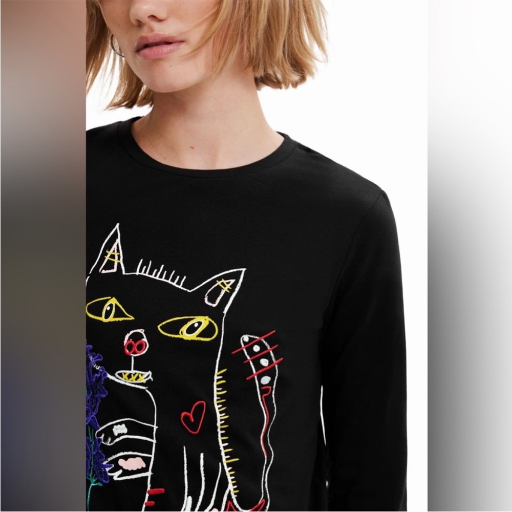 Desigual Black Cat Graphic Long Sleeve Tee - Picture 3 of 8